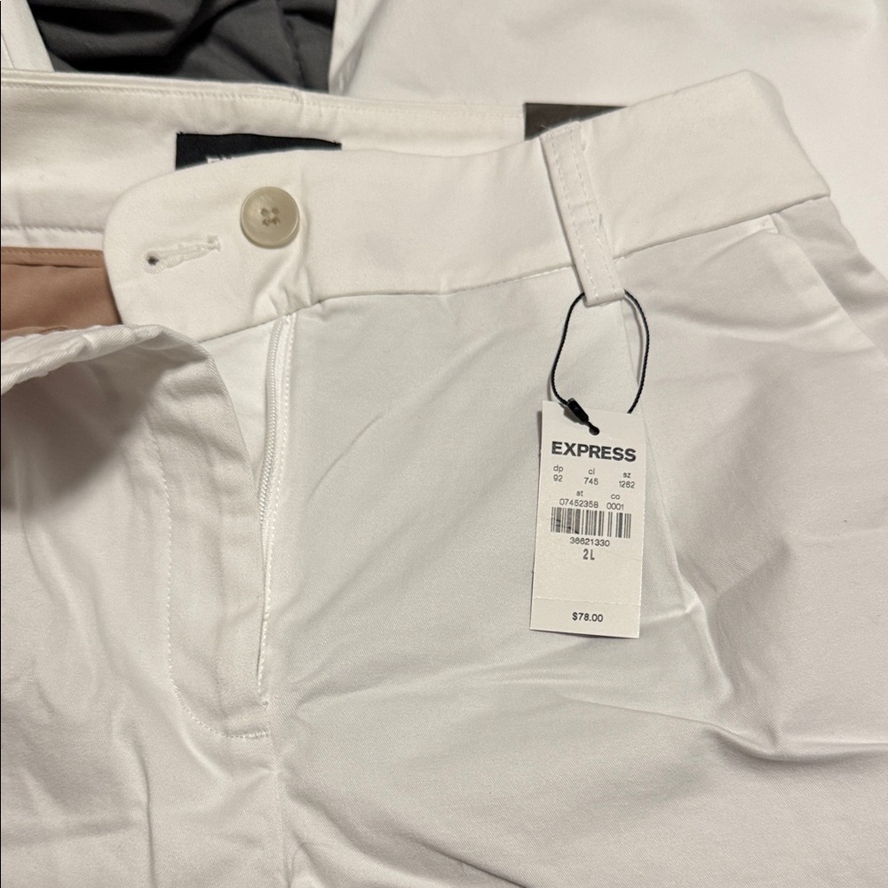 Express Classic Ivory Trousers it is more for curvy women